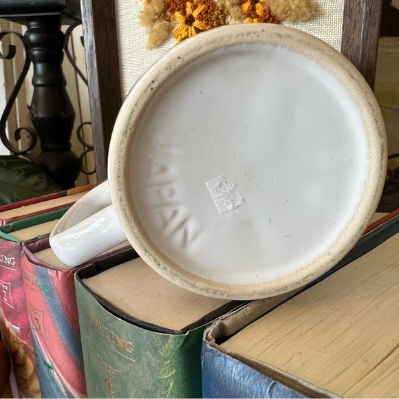 Vintage Japan 10 oz Worlds Best Grandma Granny Mug - Picture 4 of 5